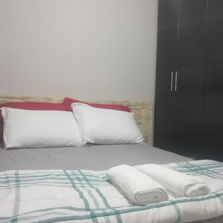 Elegante Apartamento No Centro De Curitiba Bagian luar foto